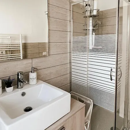 Maderna Charme Apartment-3